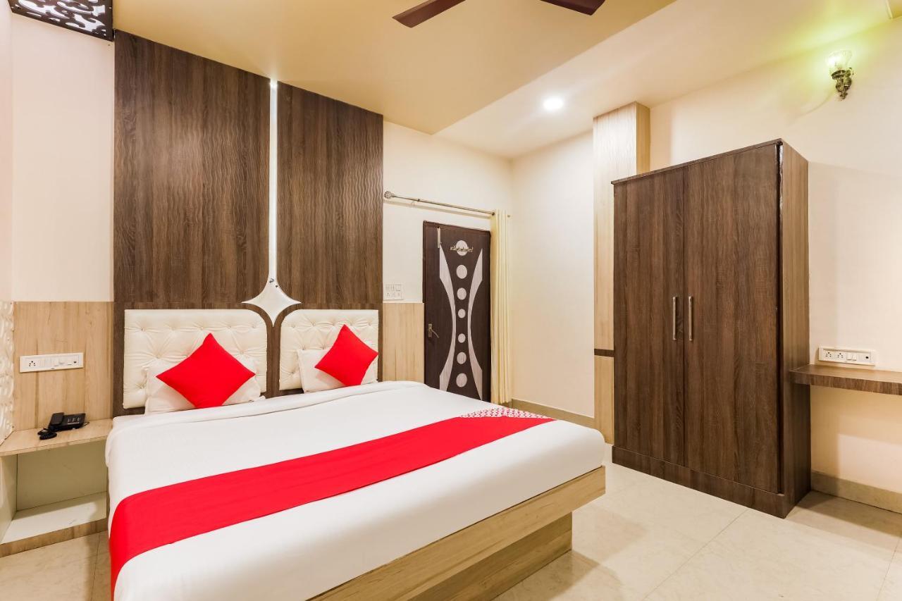 Hôtel Oyo 49090 G K Jain à Guna Extérieur photo