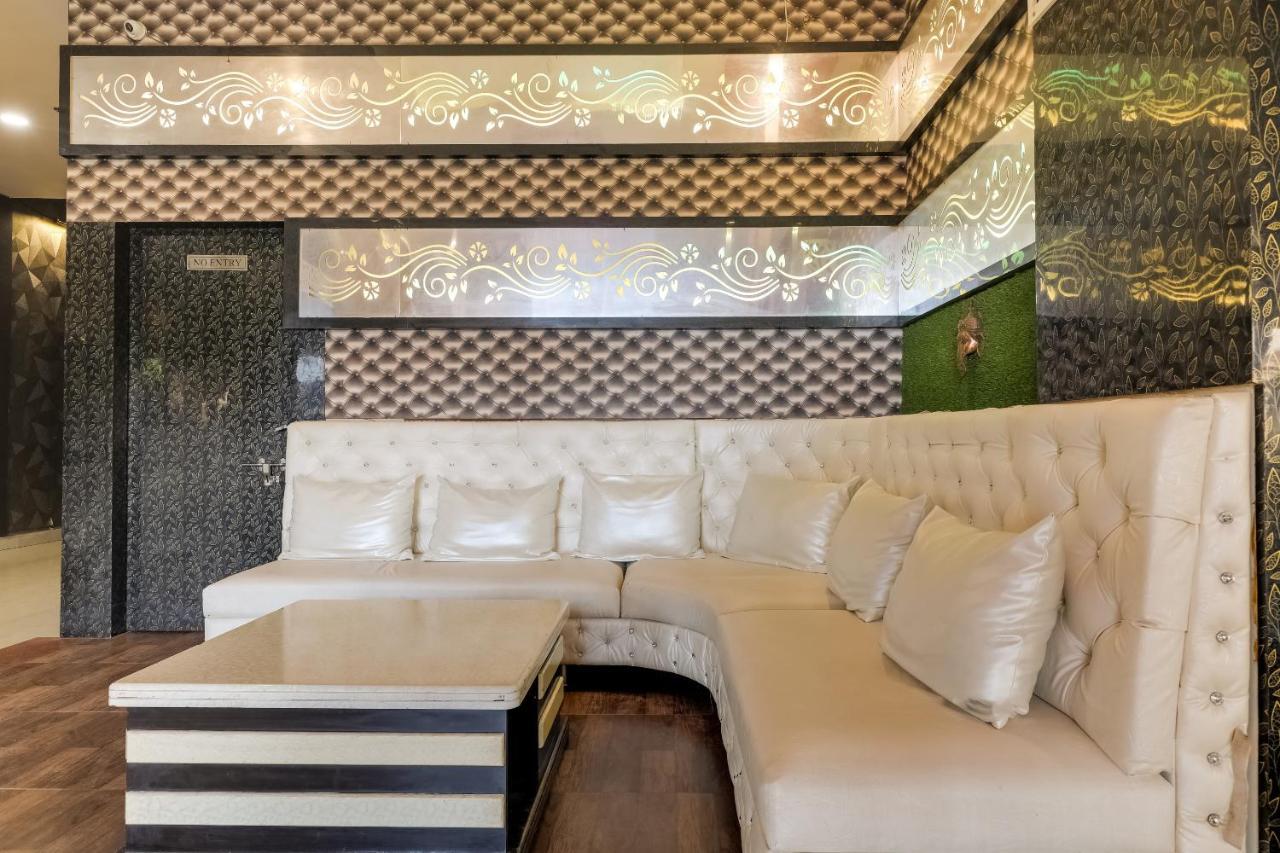 Hôtel Oyo 49090 G K Jain à Guna Extérieur photo