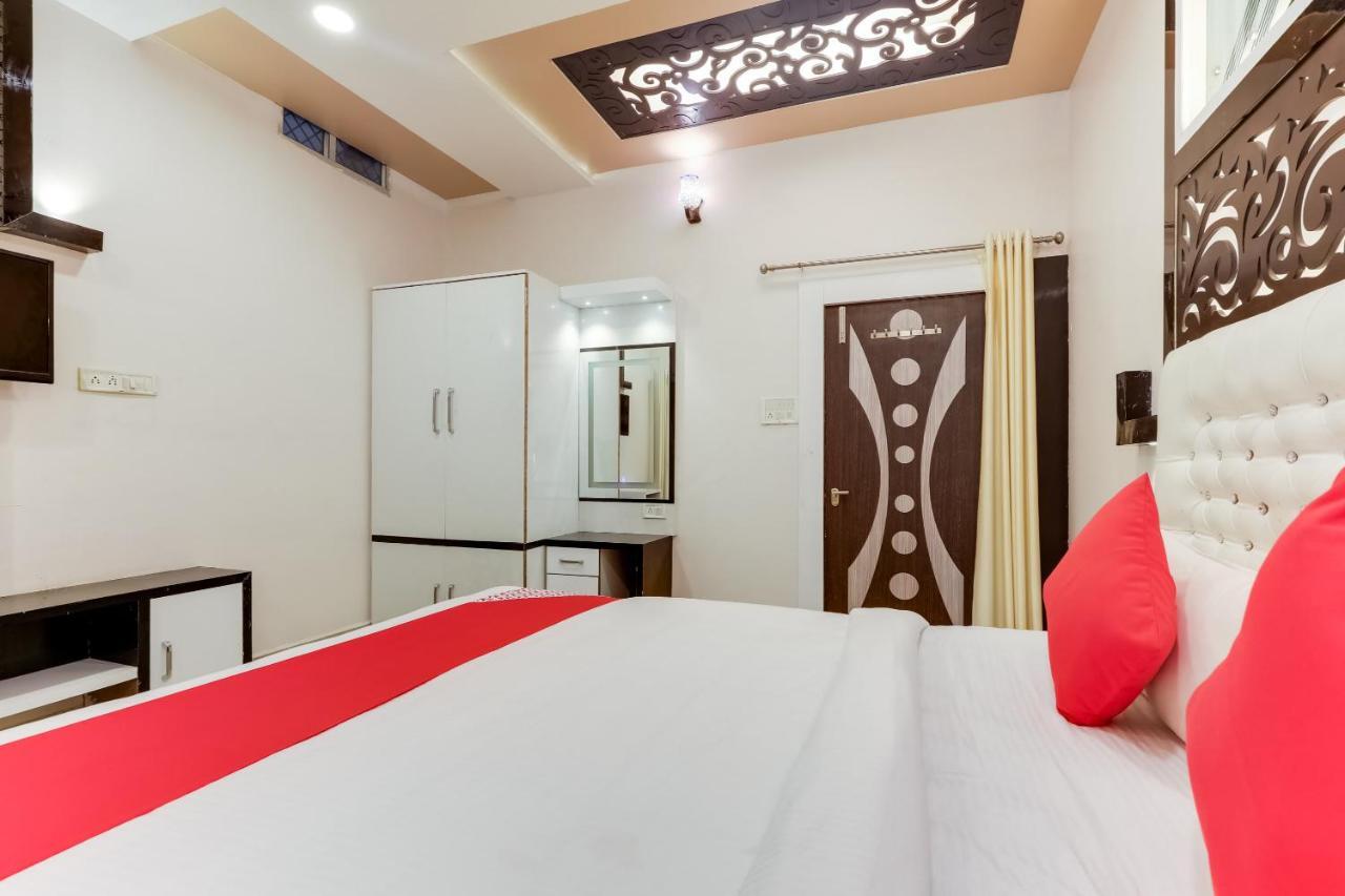 Hôtel Oyo 49090 G K Jain à Guna Extérieur photo