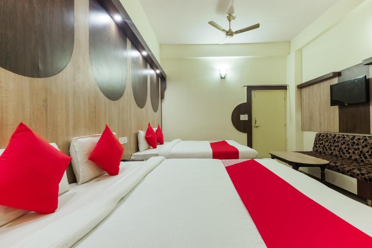 Hôtel Oyo 49090 G K Jain à Guna Extérieur photo